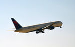 N825MH @ KATL - Takeoff Atlanta - by Ronald Barker