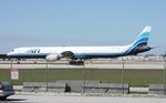 N602AL @ KMIA - MIA 2011 - by Florida Metal