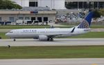 N12221 @ KFLL - United 737-824 - by Florida Metal