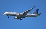N13138 @ KSFO - United 757-224 - by Florida Metal