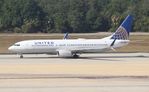 N24211 @ KTPA - United 737-824 - by Florida Metal