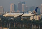 N35236 @ KFLL - United 737-824 - by Florida Metal