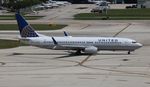N37255 @ KFLL - United 737-824 - by Florida Metal