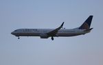 N65832 @ KLAX - United 737-924 - by Florida Metal