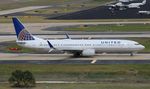 N66897 @ KTPA - United 737-924 - by Florida Metal