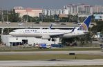 N69824 @ KFLL - United 737-924 - by Florida Metal