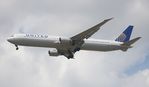 N76065 @ KMCO - United 767-424 - by Florida Metal