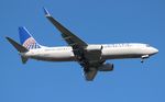 N76526 @ KMCO - United 737-824 - by Florida Metal