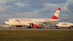 OE-LPD @ KMIA - Austrian 777-200 - by Florida Metal
