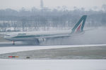 EI-EJN @ LOWW - Alitalia Airbus A330-200 - by Thomas Ramgraber