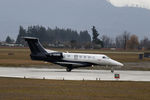 C-GEMB @ CYXX - Departing on 19 - by Guy Pambrun