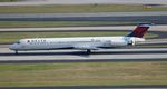 N962DL @ KATL - ATL spotting 2016 - by Florida Metal