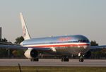 N39365 @ KMIA - MIA spotting 2011 - by Florida Metal