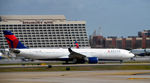 N816NW @ KATL - Takeoff Atlanta - by Ronald Barker