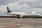 D-AIZB @ EDDK - Airbus A320-214 - LH DLH Lufthansa 'Norderstedt' - 4120 - D-AIZB - 30.11.2018 - CGN - by Ralf Winter