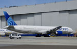 N2251U @ KSFO - SFO 2021. - by Clayton Eddy