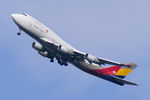 HL7620 @ LOWW - Asiana Airlines Cargo Boeing 747-400(BDSF) - by Thomas Ramgraber