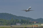 N654AE @ KTRI - Lifting off from Tri-Cities Airport.
09May21 - by Aerowephile