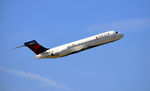 N990AT @ KATL - Takeoff Atlanta - by Ronald Barker