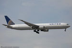 N77066 @ KEWR - Boeing 767-424/ER - United Airlines  C/N 29461, N77066 - by Dariusz Jezewski www.FotoDj.com