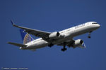 N14107 @ KEWR - Boeing 757-224 - United Airlines  C/N 27297, N14107 - by Dariusz Jezewski www.FotoDj.com