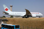 C-GHPT @ LFPG - at cdg - by Ronald