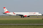 OE-LWI @ EHAM - at spl - by Ronald