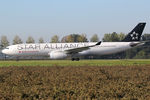 C-GHLM @ EHAM - at spl - by Ronald