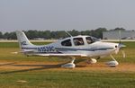 N1539C @ KOSH - Cirrus SR22