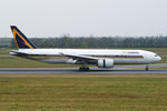 EI-GWB @ LOWW - AlisCargo Airlines Boeing 777-212(ER) ex. Singapore Airlines (9V-SVG) - by Thomas Ramgraber