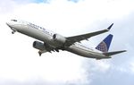 N47512 @ KMIA - United 737 MAX 9 - by Florida Metal