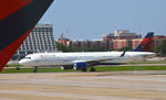 N352DN @ KATL - Taxi Atlanta - by Ronald Barker