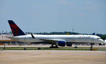 N550NW @ KATL - Taxi Atlanta - by Ronald Barker