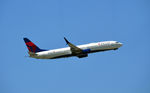 N802DN @ KATL - Takeoff Atlanta - by Ronald Barker
