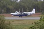 F-HFTS @ LFRB - Textron Aviation Inc. Grand Caravan 208B, Lining up rwy 25L, Brest-Bretagne airport (LFRB-BES) - by Yves-Q