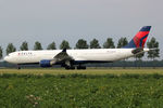 N805NW @ EHAM - at spl - by Ronald