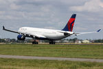 N858NW @ EHAM - at spl - by Ronald