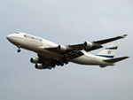 4X-ELE - El Al Boeing 747-400 4X-ELE on finlas to LHRs 27L - by PhilR