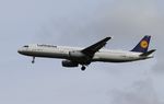 D-AISW @ EIDW - Airbus A321-231 - by Mark Pasqualino