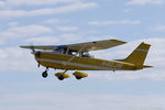 N46JW @ KOSH - Cessna 172K Skyhawk  C/N 17257942, N46JW - by Dariusz Jezewski  FotoDJ.com