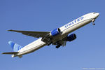 N2749U @ KOSH - Boeing 777-300/ER - United Airlines  C/N 66589, N2749U - by Dariusz Jezewski www.FotoDj.com