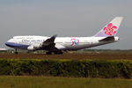 B-18208 @ EHAM - at spl - by Ronald