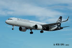ZK-OYA @ NZWN - Air New Zealand Ltd. - by Peter Lewis