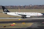 B-6093 @ EDDL - at dus - by Ronald