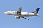 N843UA @ LAX - United Airlines A319, N843UA departing 25R KLAX - by Mark Kalfas