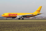 D-AEAP @ EHAM - at spl - by Ronald