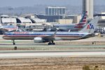 N679AN @ KLAX - American Boeing 757-223, N679AN arriving at LAX - by Mark Kalfas