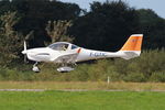 F-GTIC @ LFRB - Aquila A210 (AT01), Landing rwy 25L, Brest-Bretagne airport (LFRB-BES) - by Yves-Q