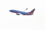 N401WN @ KLAX - Southwest Boeing 737-7H4, N401WN departing 24L LAX - by Mark Kalfas