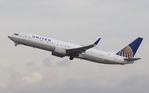 N68807 @ KLAX - Boeing 737-924/ER